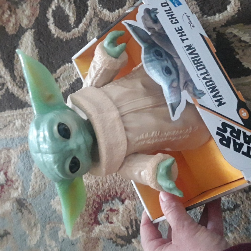 *Host Pick*The Mandalorian The Child Star Wars Figure